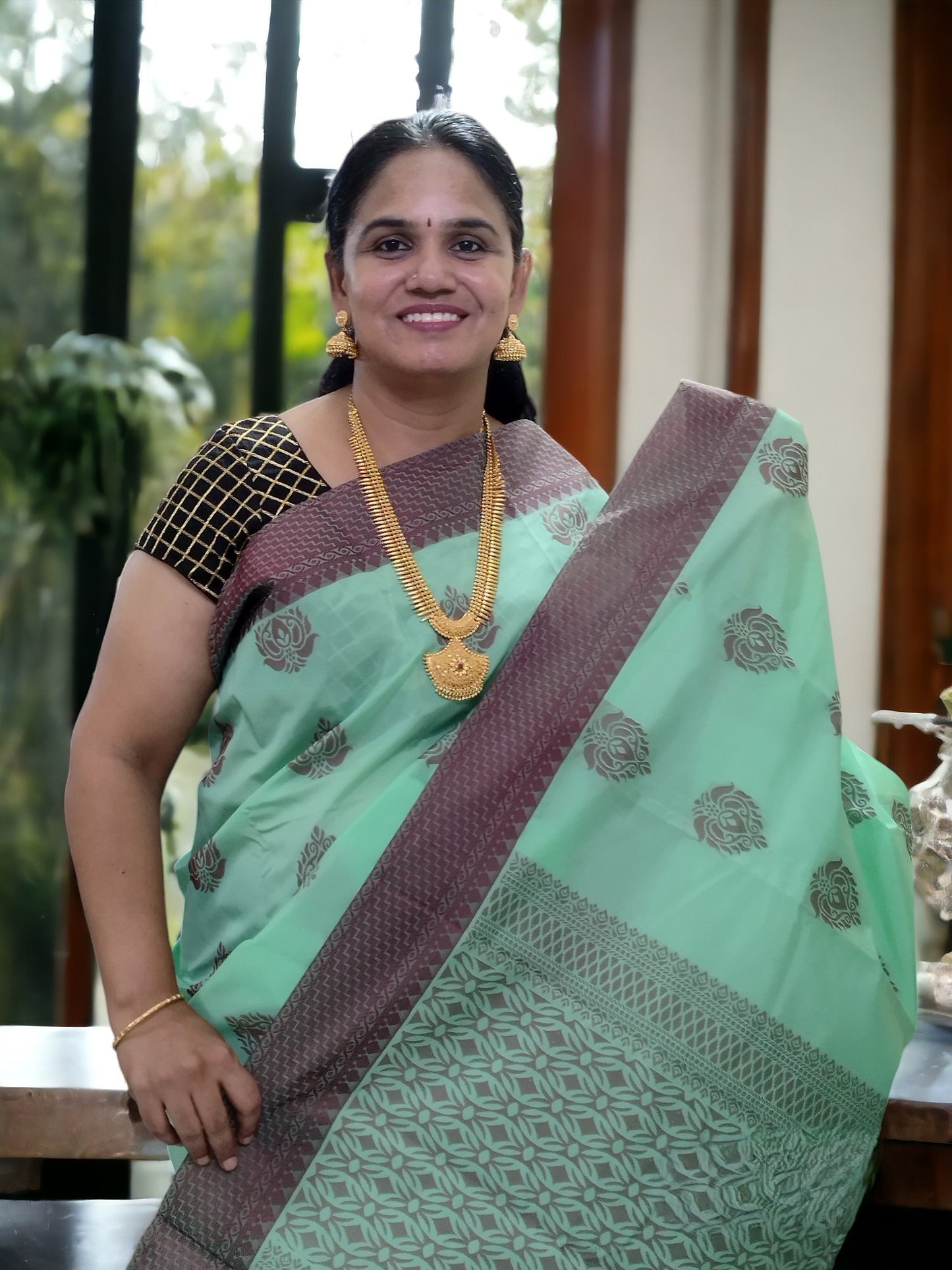 Pista green with contrast maroon border Kanchi cotton